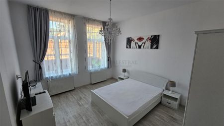Exclusiv-Garsoniera Centrul Istoric-Parcul Saguna,mobilata-u - Fotografie 2