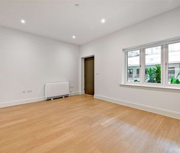 A modern one bedroom apartment in the much sought after Atrium buil... - Photo 1