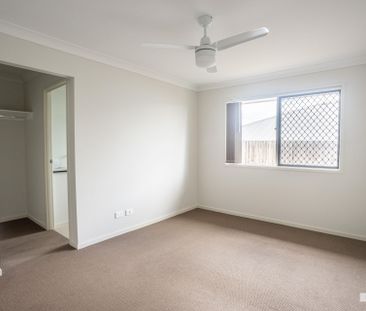 Perfect Karalee Home on a Quiet Street! - Photo 5