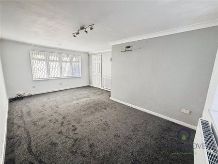 3 bedroom semi-detached house to rent - Photo 3