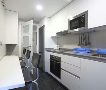 Calle de Mira el Sol, Madrid, Community of Madrid 28005 - Photo 3