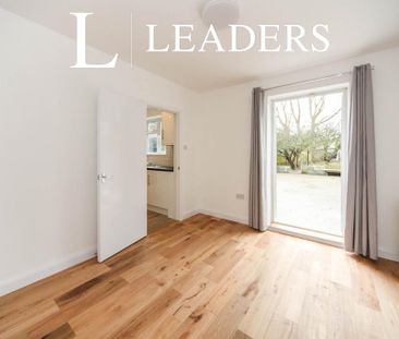 4 bedroom terraced house to rent - Photo 2