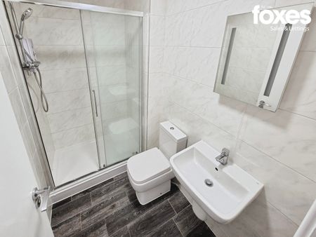 2 bed flat to rent in The Chocolate Box, 8-10 Christchurch Road, Bournemouth, Dorset, BH1 3NA - Photo 5