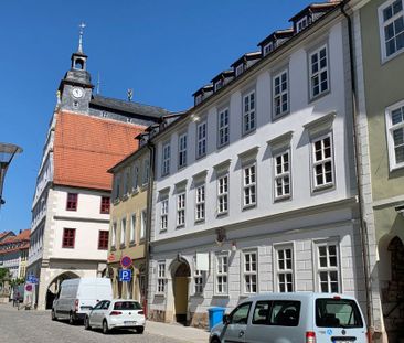 Geräumige 2-Raum-Wohnung am Marktplatz - Foto 2