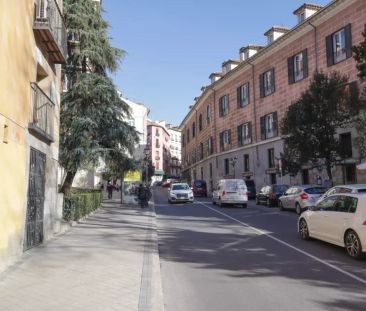 Studio for rent in Palacio, Madrid. - Photo 4
