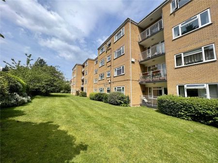 Kernella Court 51-53, Surrey Road, Bournemouth, Dorset, BH4 - Photo 2