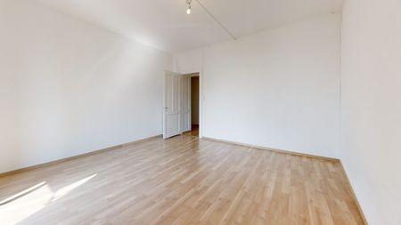 Appartement de 5.5 pièces au 4ème étage - Photo 2