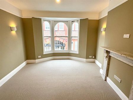 2 bedroom maisonette to rent - Photo 2