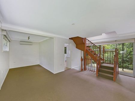 18 Elegans Avenue, St Ives - Photo 3