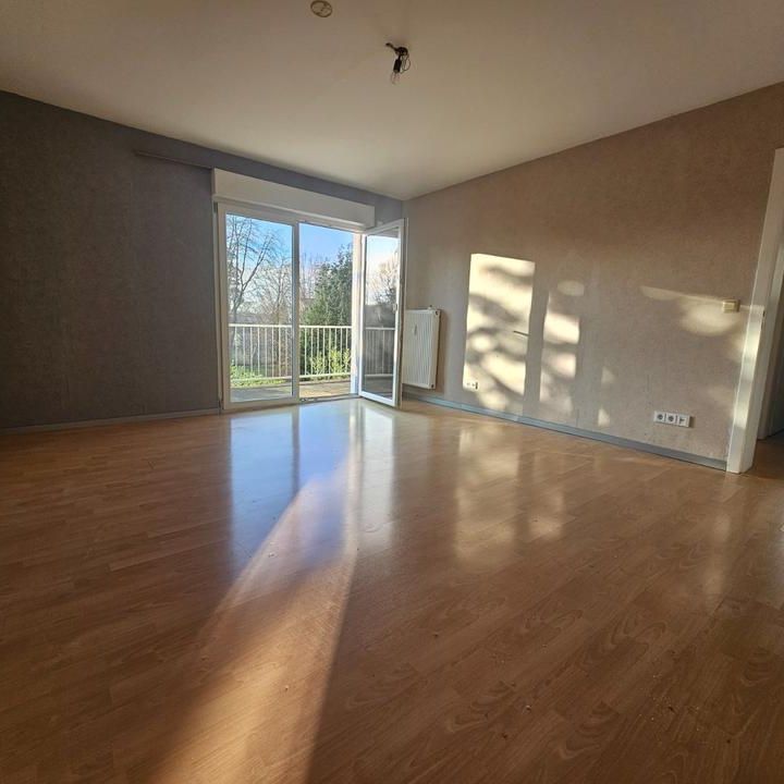 Zentrale 3-Zimmer Wohnung mit 18 m² Balkon in Bergisch Gladbach - Photo 1