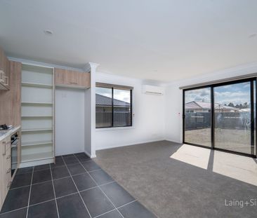 5B Tindal Court, Armidale, NSW 2350 - Photo 4