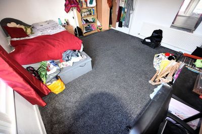 4 bedroom House in The Village Street, Burley - Photo 5