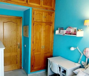 3 bedroom luxury Semidetached House for rent in Estepona, Spain - Photo 5