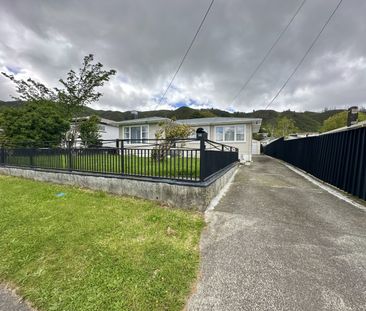 3-Bedroom Home in Wainuiomata - Photo 2