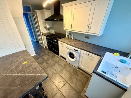 3 bedroom house to rent - Photo 2