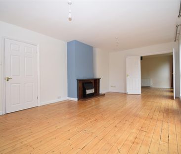 Church Side, Methley, Leeds - Photo 1