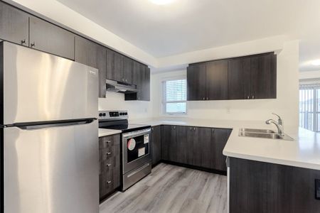 For Lease - 578 Bellflower Court, Milton, Ontario - Photo 4