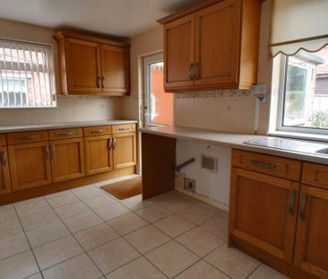 Enderby Road, Scunthorpe - Photo 4