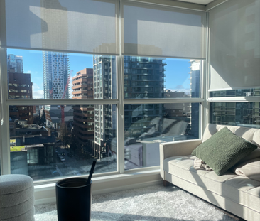 Condo in Downtown Vancouver, BC - Photo 2