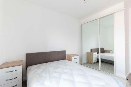 Fleet Street, Swindon, SN1 - Photo 3