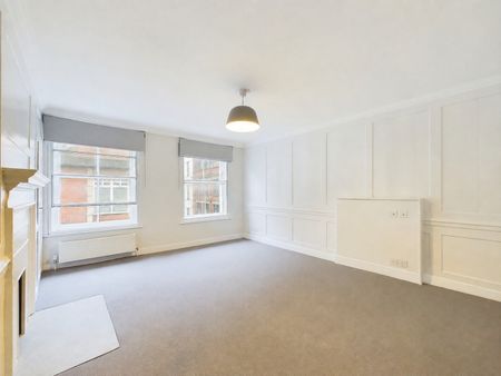 2 Bedroom Town House, Beak Street, Soho, W1F - Photo 3