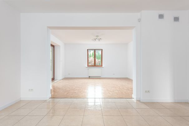 Warszawa, Ursynów, Warszawa, Ursynów - Photo 1