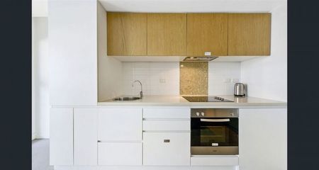 Modern 2-Bedroom Apartment in the Heart of the City with Resort-Style Amenities - Photo 4