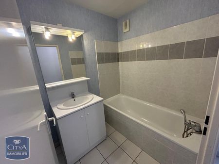 Location Appartement 2 pièces 50m² BEAUNE LES MINES 87280 - Photo 3
