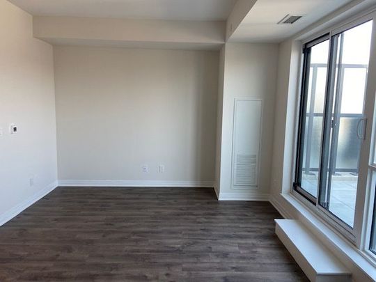 For Lease - 1630 Queen Street Unit# 514, Toronto, Ontario - Photo 1