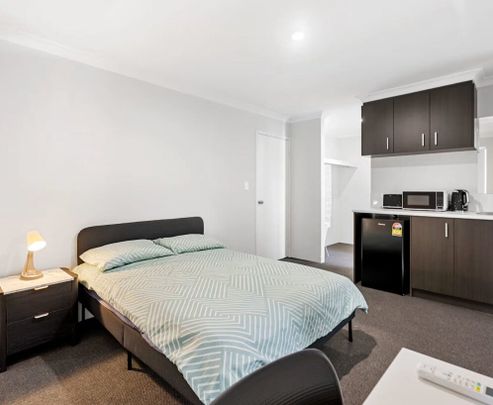 Baldivis - Photo 1
