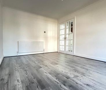 3 bedroom detached house to rent - Photo 5
