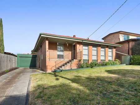 6 Rasheda Street, Watsonia - Photo 2