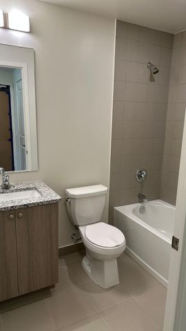 For Lease - 38 Annie Craig Drive Unit# 2112, Toronto, Ontario - Photo 4