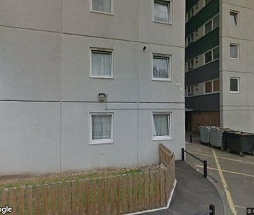 Room in a Shared House, London, IG11 - Photo 1