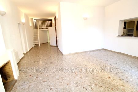 Ecusson, Location appartement 3 pièces 100 m² - Photo 4