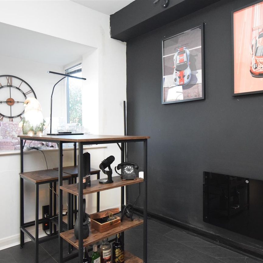 Dalefield Road, Normanton - Photo 1