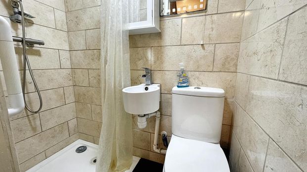 1 bedroom house to rent - Photo 1