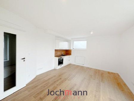 Pronájem bytu 1+kk 36 m2 - Fotografie 3