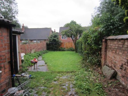 1 Bedroom For Rent - Photo 5