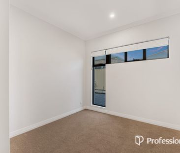 Brand New 3x2 Home - High Quality Living in a Quiet Location - Photo 4