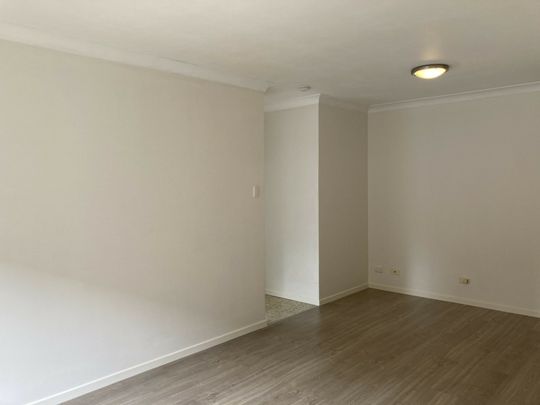 1/43 Kingsmill Street, Chermside QLD, Belconnen - Photo 1