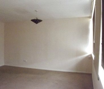 SG18, Biggleswade - Photo 2