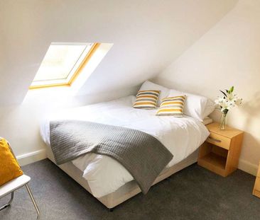 A Good Houseshare share for Rent in Hove Room 4 - Photo 5