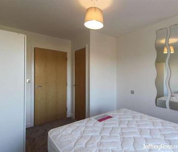 De Clare Drive, Radyr, CF15 - Photo 3