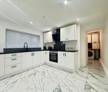 3 Bed Semi-Detached House, Moscow Drive, L13 - Photo 6