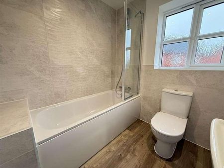 Rivington Park, Bolton, BL6 - Photo 5