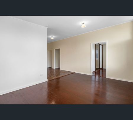 10 Bammann St, Christies Beach, SA 5165 - Photo 4