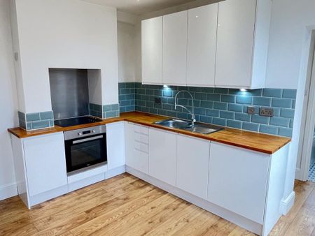 2 bedroom terraced house to rent - Photo 5