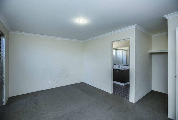A home the whole family will love! - Photo 1