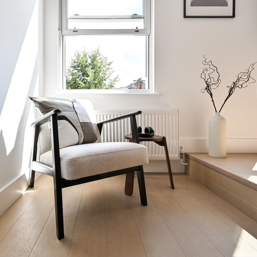 Studio Flat, Dennington Park Road, NW6 - Photo 1